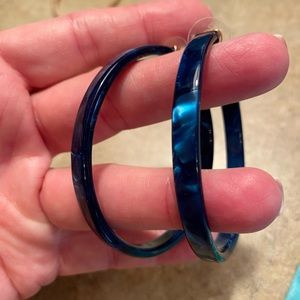 Kendra Scott earrings